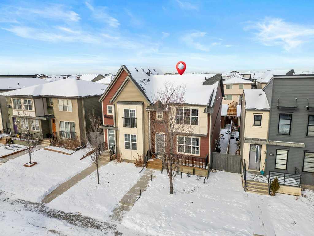 Picture of 747 Walden Drive SE, Calgary Real Estate Listing