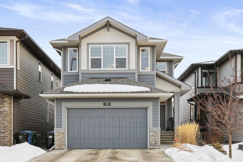 Picture of 38 Cranbrook Cove SE, Calgary Real Estate Listing