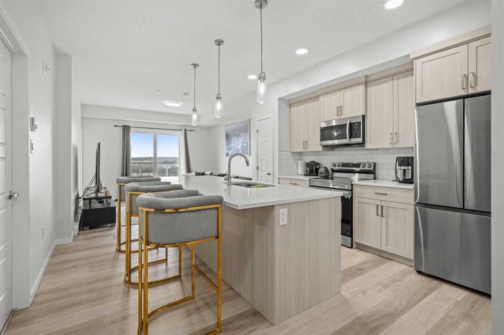 Picture of 411, 40 Carrington Plaza NW, Calgary Real Estate Listing