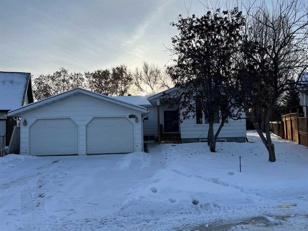 Picture of 124 Marten Place , Fort McMurray Real Estate Listing