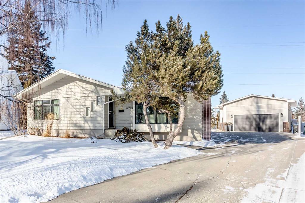 Picture of 6701 Lachine Court SW, Calgary Real Estate Listing