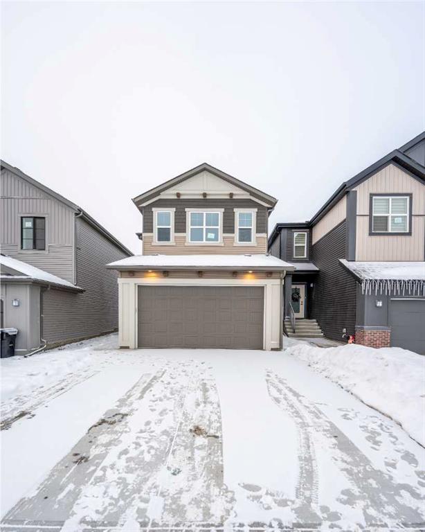 Picture of 39 Heirloom Drive , Calgary Real Estate Listing