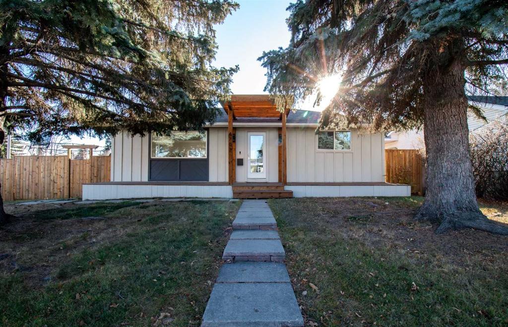 Picture of 4703 26 Avenue SW, Calgary Real Estate Listing