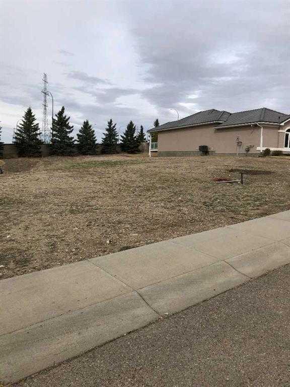 Picture of 5 River Ridge Court NW Court NW, Medicine Hat Real Estate Listing