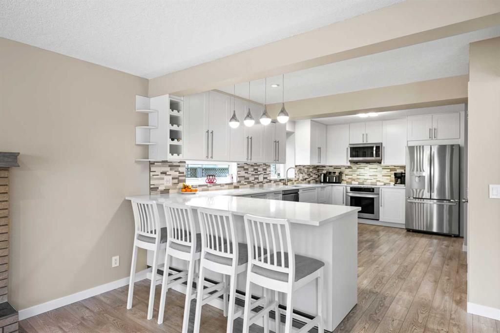 Picture of 343 Douglasbank Place SE, Calgary Real Estate Listing