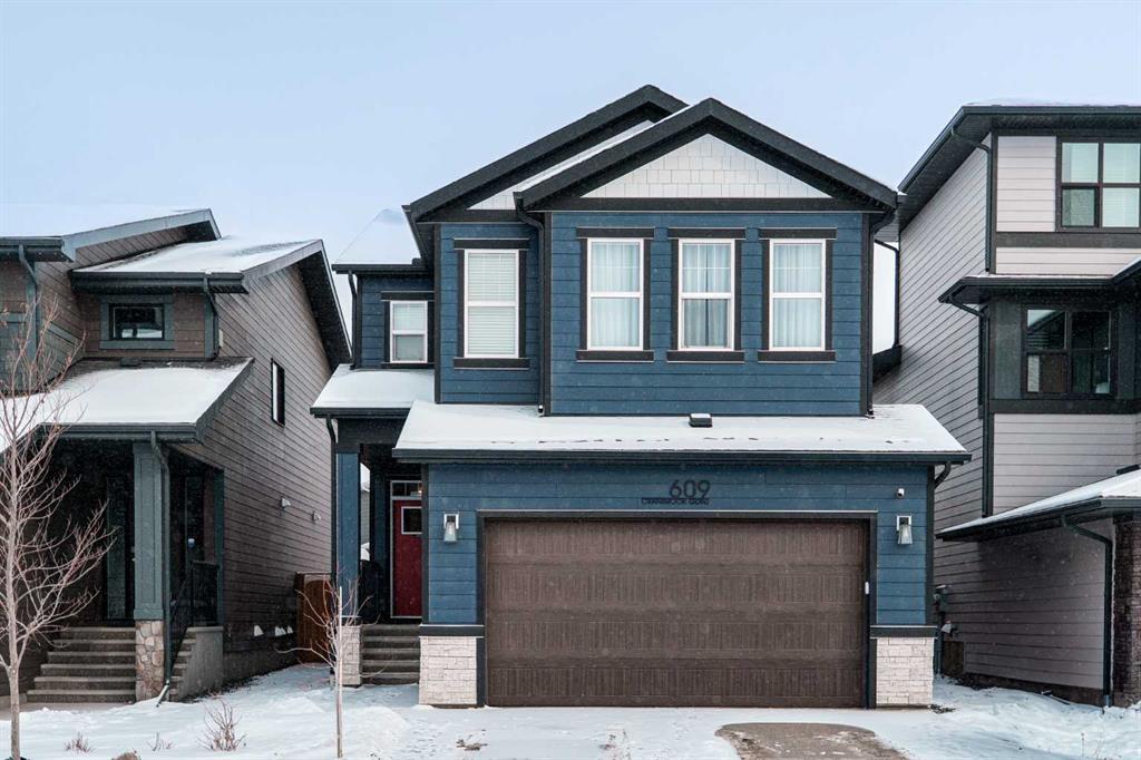 Picture of 609 Cranbrook Gardens SE, Calgary Real Estate Listing