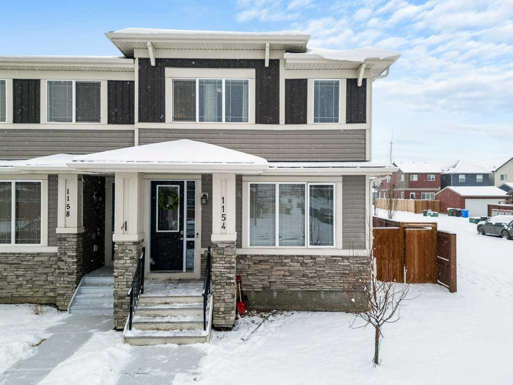 Picture of 1154 Carrington Boulevard NW, Calgary Real Estate Listing