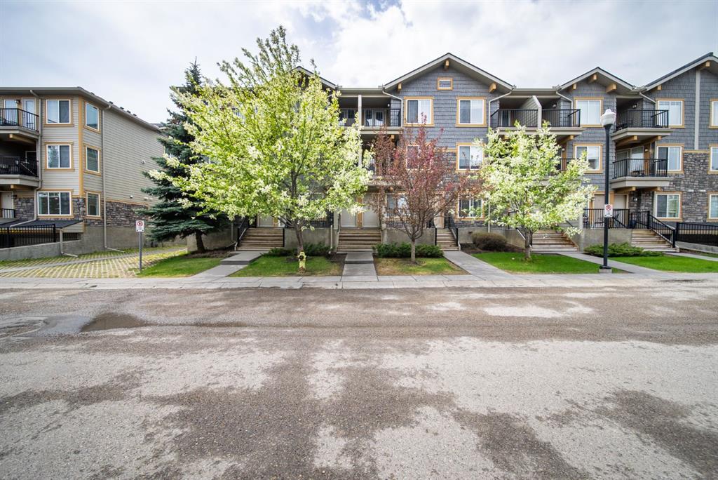 Picture of 241 Mckenzie Towne Lane SE, Calgary Real Estate Listing