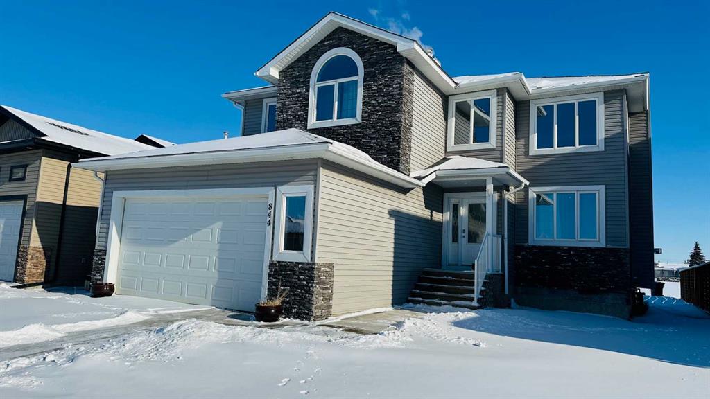 Picture of 844 Bankview Drive  , Drumheller Real Estate Listing