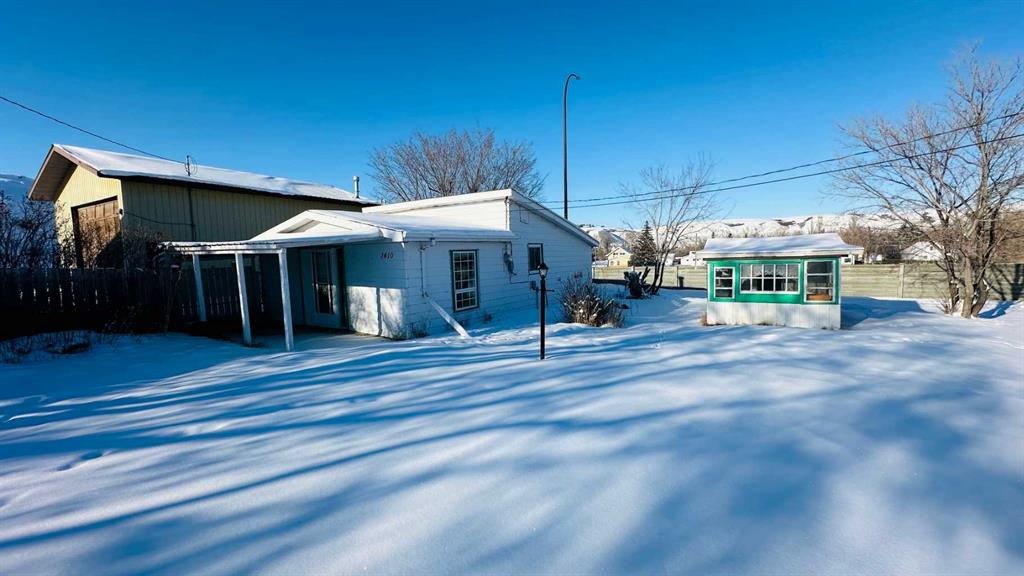 Picture of 1410 4 Ave SW  , Drumheller Real Estate Listing