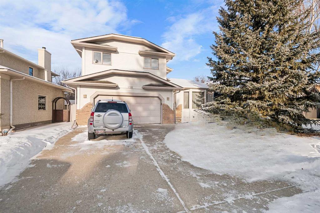 Picture of 998 Suncastle Drive SE, Calgary Real Estate Listing