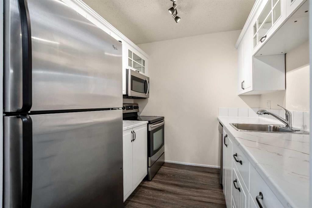 Picture of 522, 10120 Brookpark Boulevard SW, Calgary Real Estate Listing