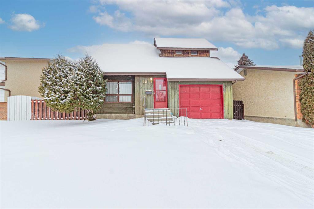 Picture of 18 Stone Crescent SE, Medicine Hat Real Estate Listing