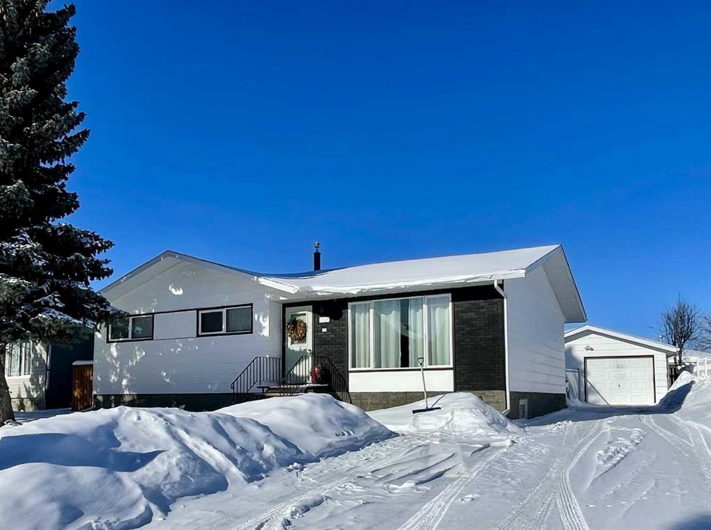 Picture of 1626 3 Avenue , Wainwright Real Estate Listing