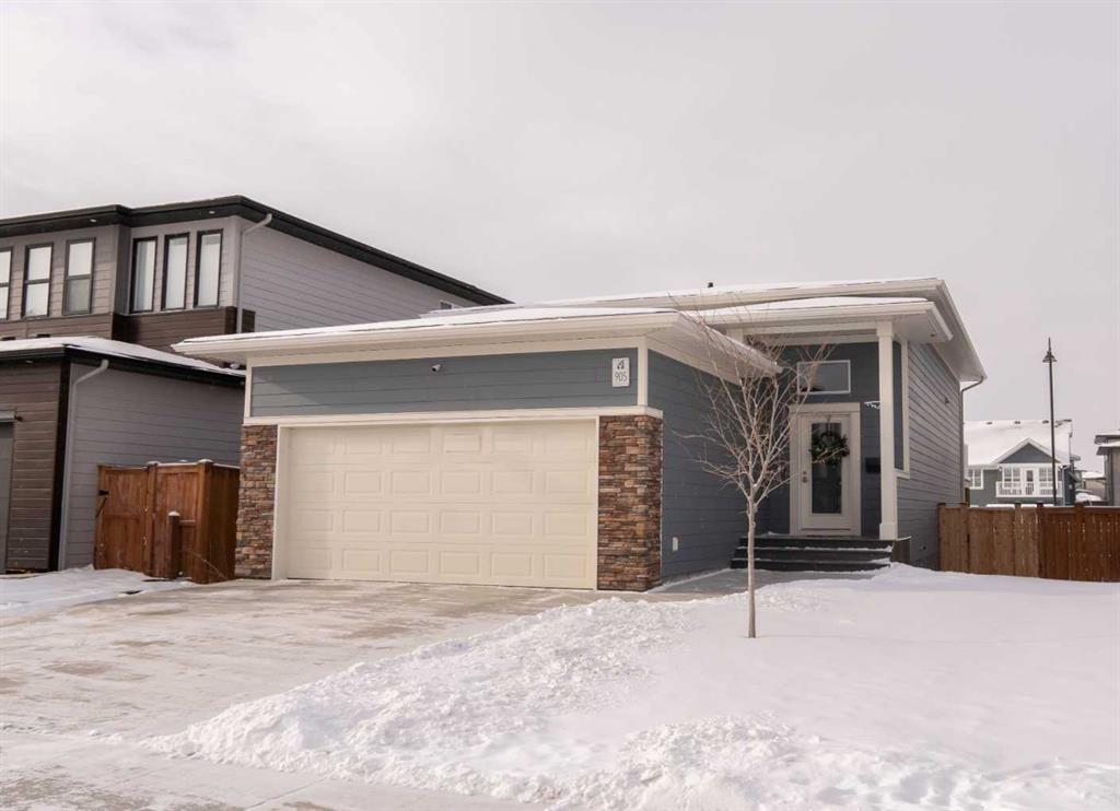 Picture of 905 Atlantic Cove W, Lethbridge Real Estate Listing