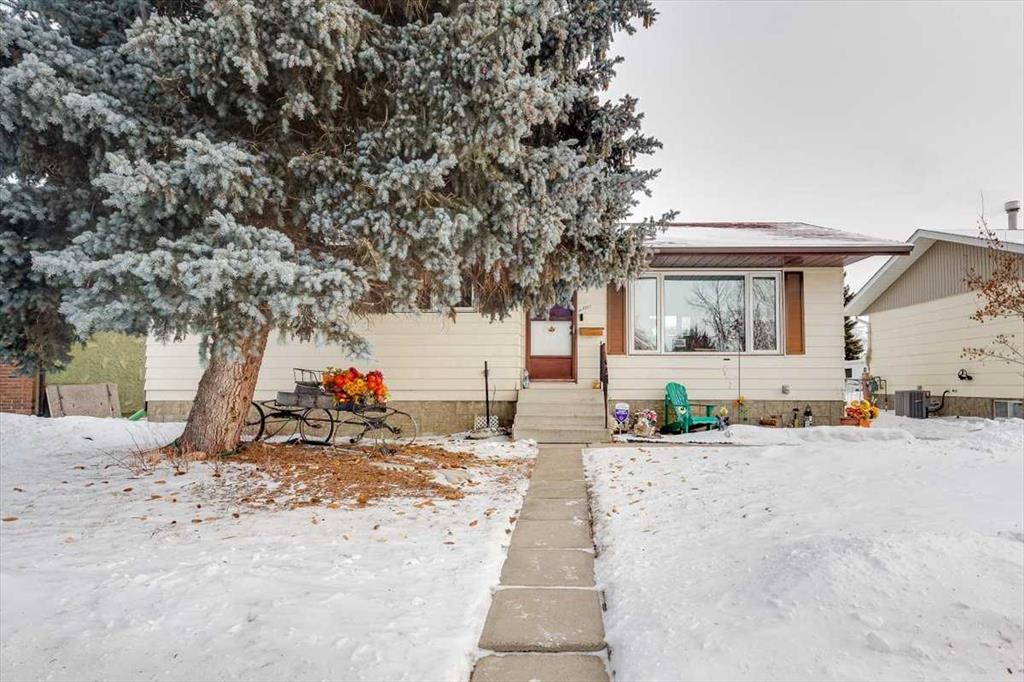 Picture of 5317 Aspen Drive , Blackfalds Real Estate Listing