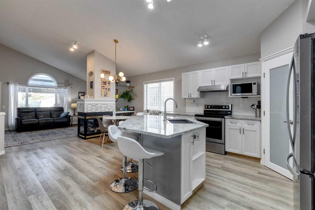 Picture of 229 Chaparral Villas SE, Calgary Real Estate Listing