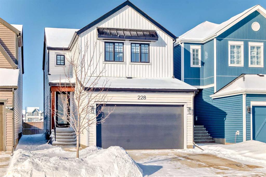 Picture of 228 Lavender Manor SE, Calgary Real Estate Listing