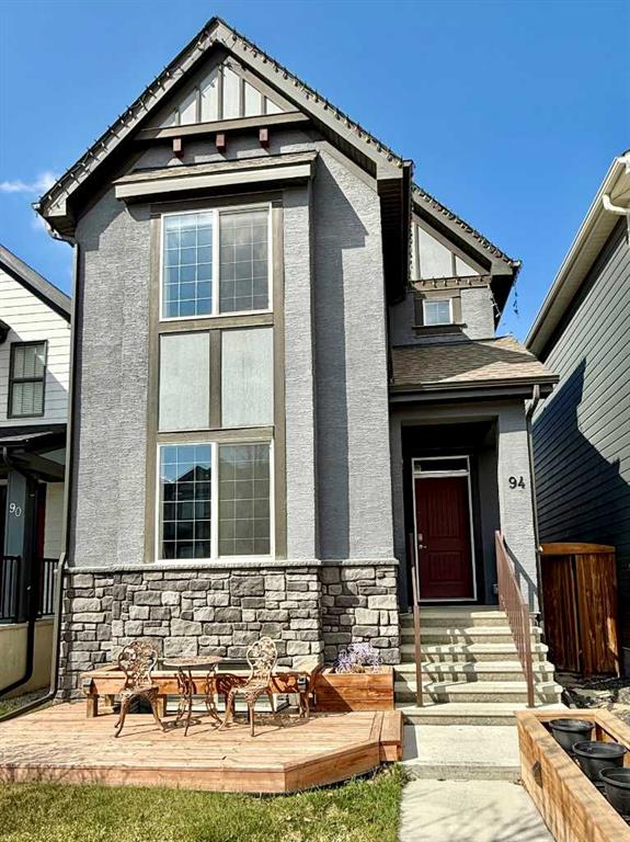 Picture of 94 Masters Crescent SE, Calgary Real Estate Listing
