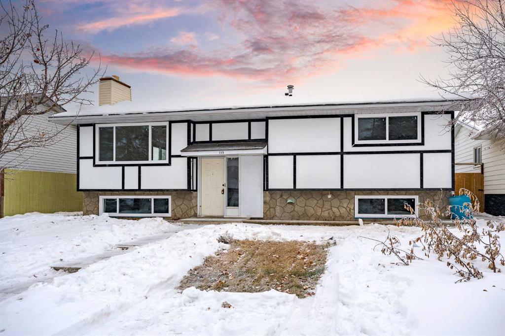 Picture of 115 Pinecrest Crescent NE, Calgary Real Estate Listing