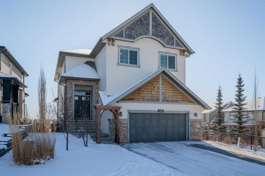 Picture of 121 Heritage Hill , Cochrane Real Estate Listing