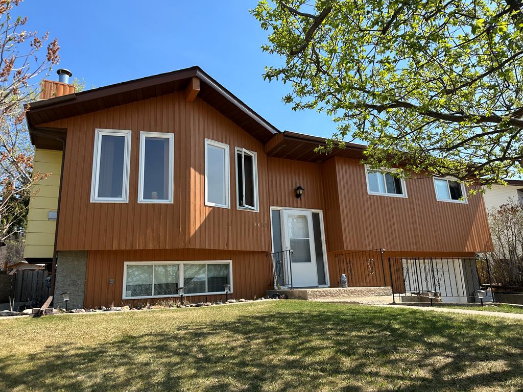 Picture of 9607 94 Street , Lac La Biche Real Estate Listing