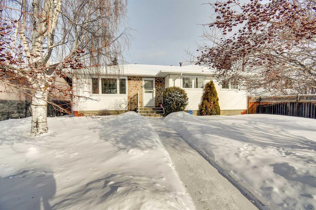 Picture of 4410 33A Street , Red Deer Real Estate Listing