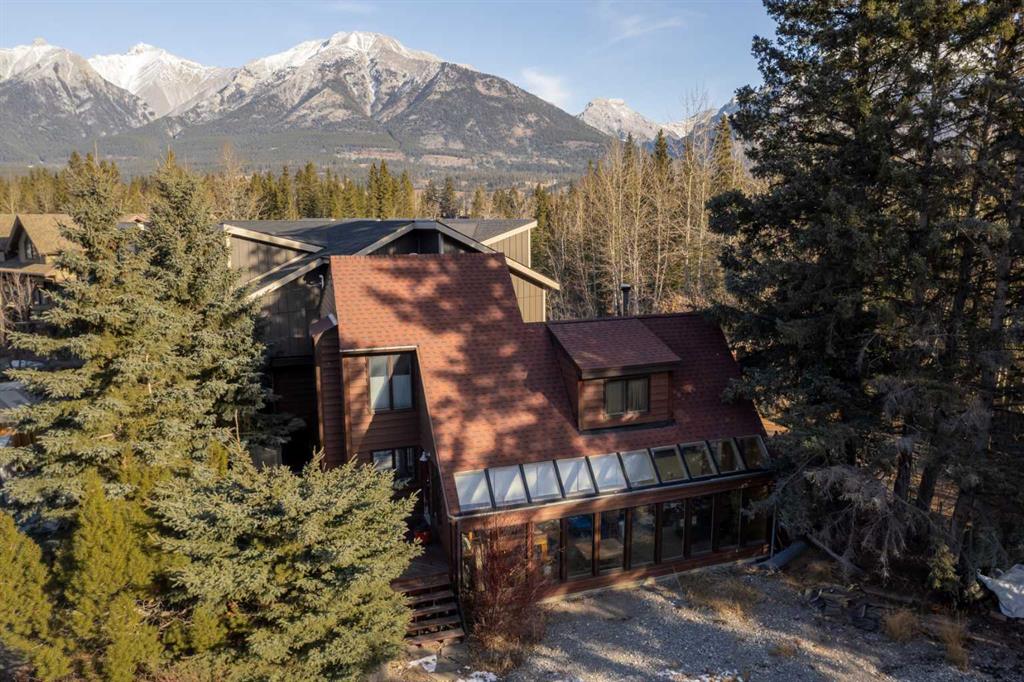 Picture of 101 Rundle Drive , Canmore Real Estate Listing