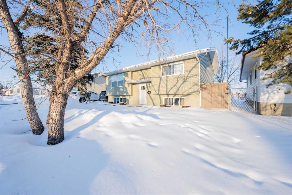 Picture of 7653 Patterson Drive , Grande Prairie Real Estate Listing