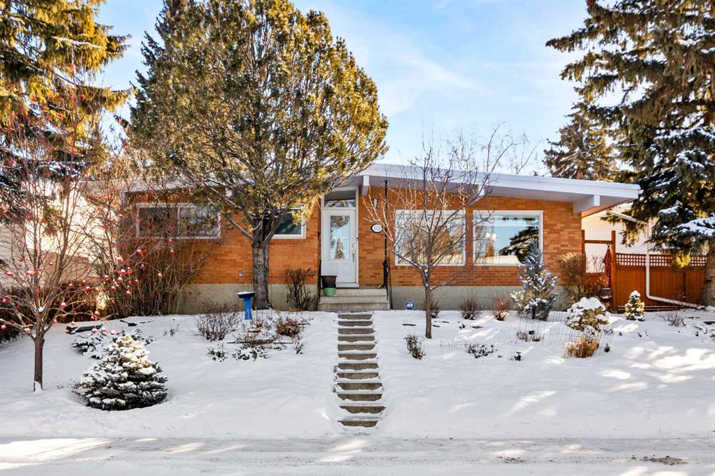 Picture of 4519 Viscount Drive NW, Calgary Real Estate Listing