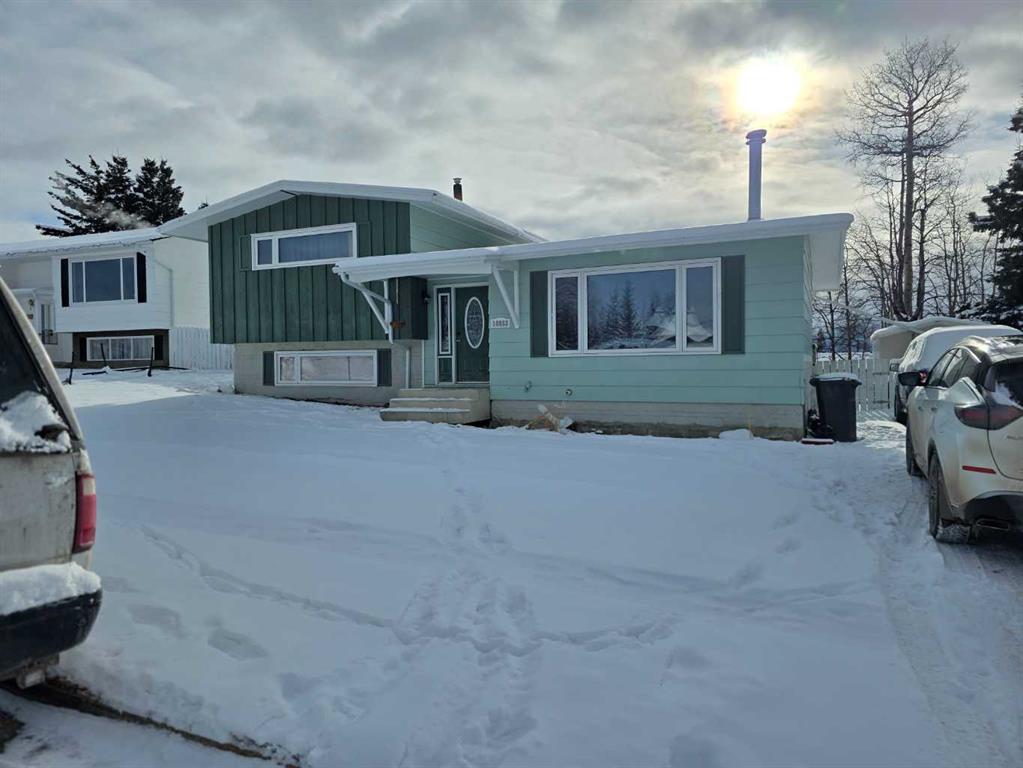 Picture of 10853 99 Avenue , Grande Cache Real Estate Listing