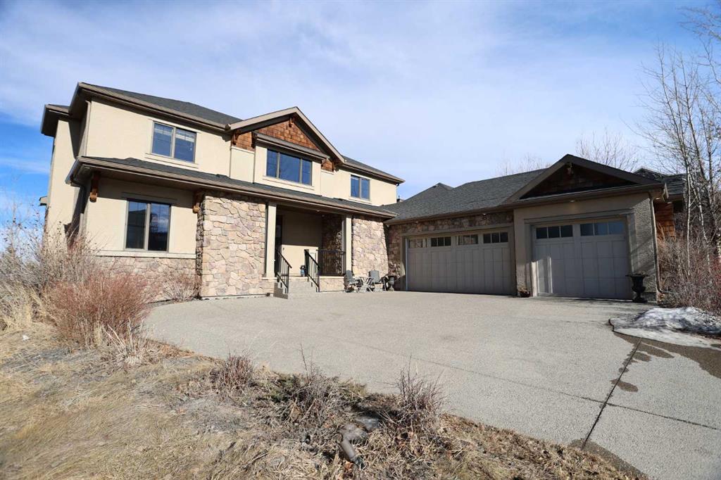 Picture of 81 Crestridge View SW, Calgary Real Estate Listing