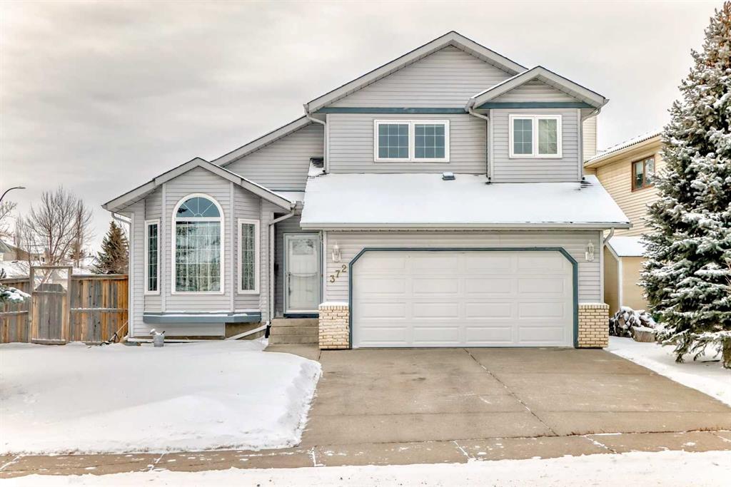 Picture of 372 Hawkstone Close NW, Calgary Real Estate Listing