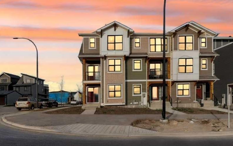 Picture of 394 Alpine Avenue SW, Calgary Real Estate Listing