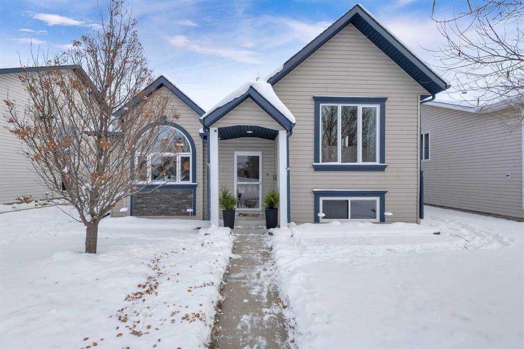 Picture of 6007 50A Street , Ponoka Real Estate Listing