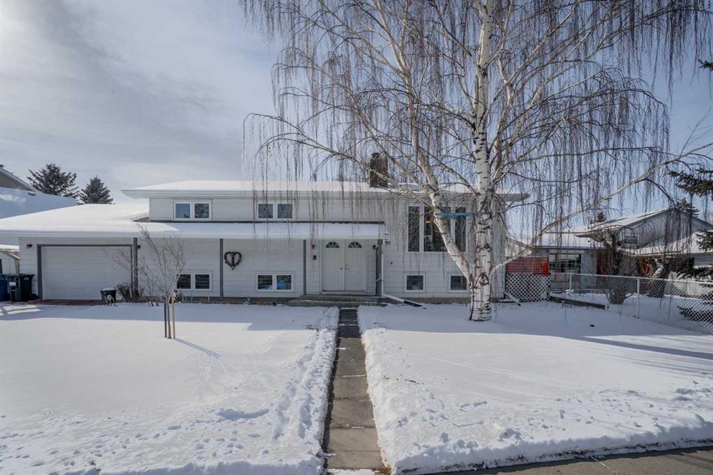 Picture of 2705 22A Avenue , Nanton Real Estate Listing