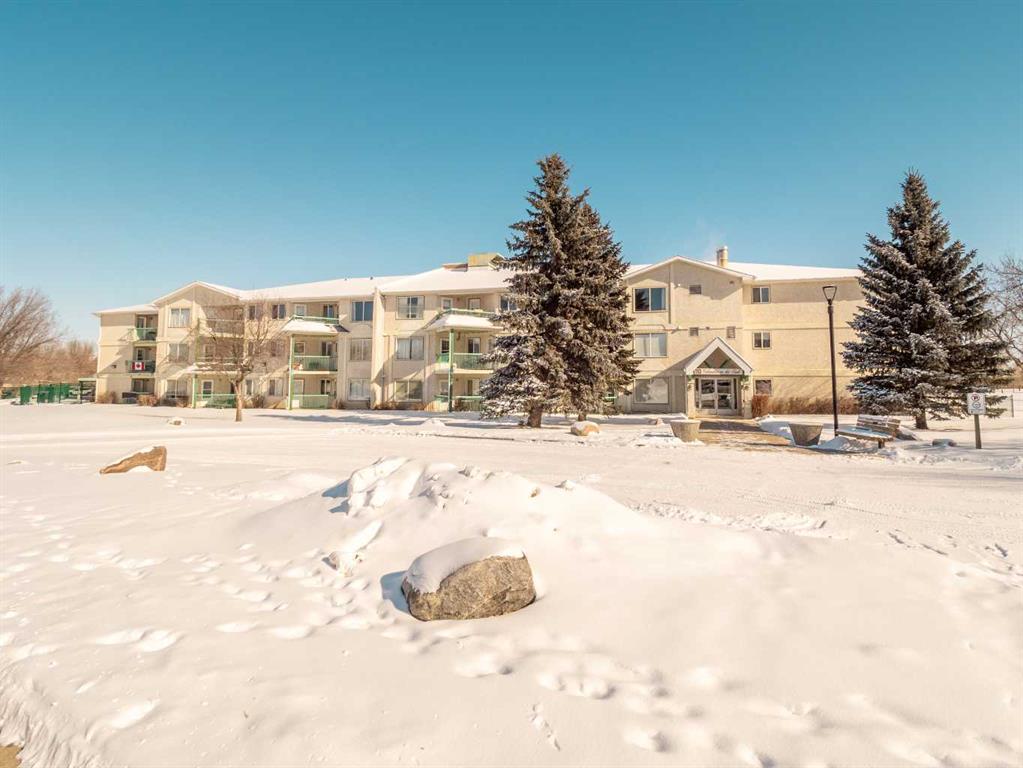 Picture of 306, 620 Columbia Boulevard W, Lethbridge Real Estate Listing