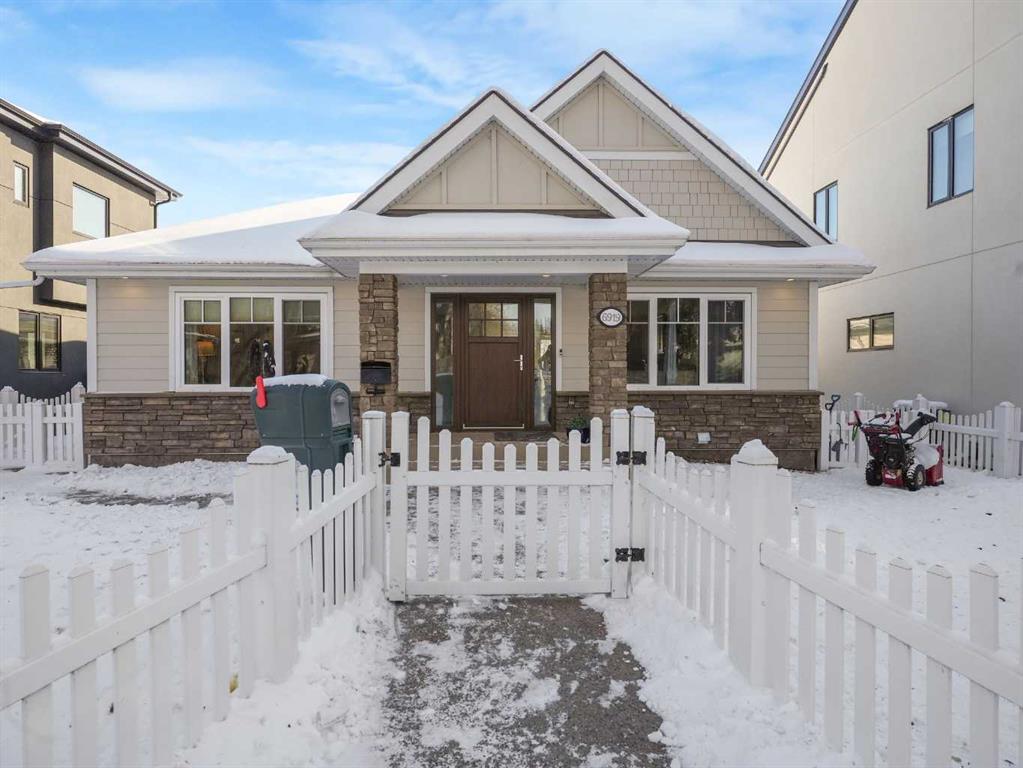 Picture of 6919 93 Street NW, Edmonton Real Estate Listing