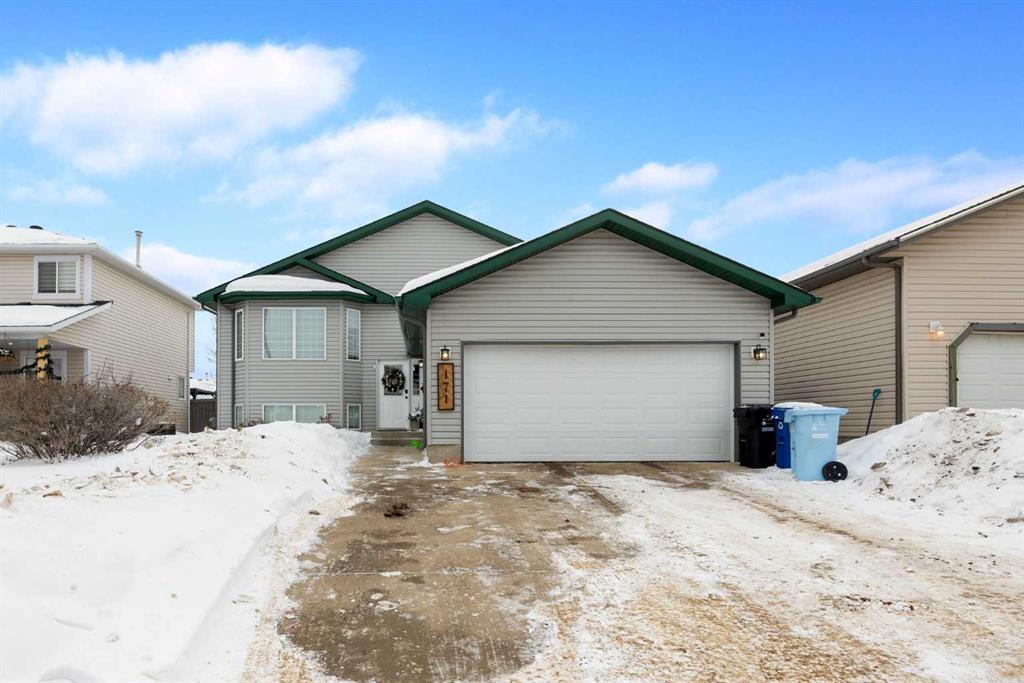 Picture of 171 Laboucane Crescent , Fort McMurray Real Estate Listing