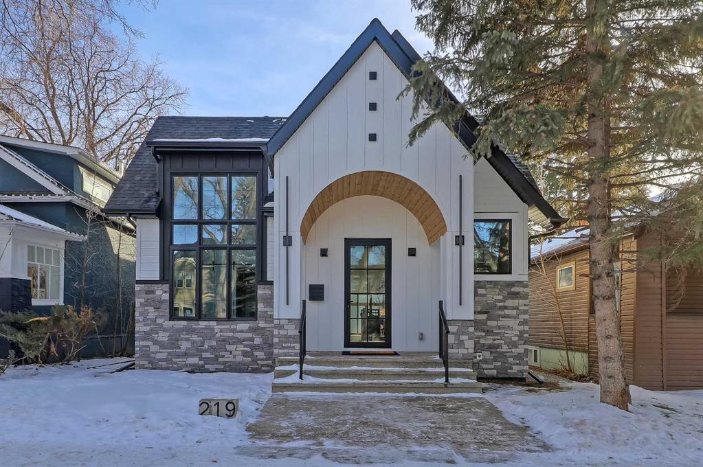 Picture of 219 7 Avenue NE, Calgary Real Estate Listing