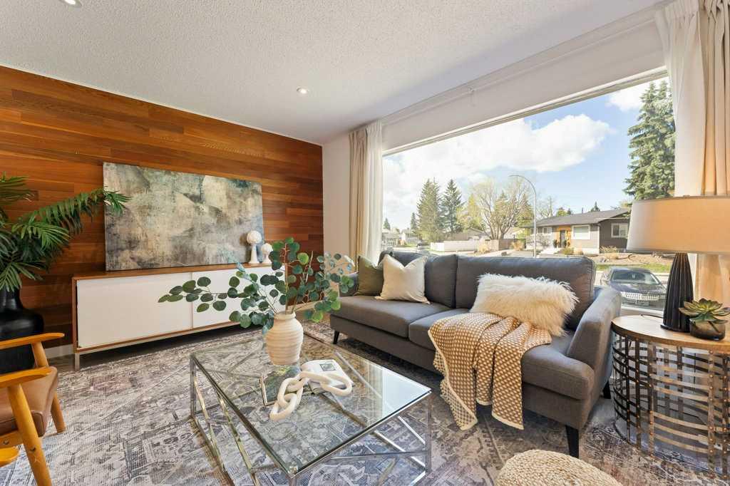 Picture of 122 Allandale Close SE, Calgary Real Estate Listing