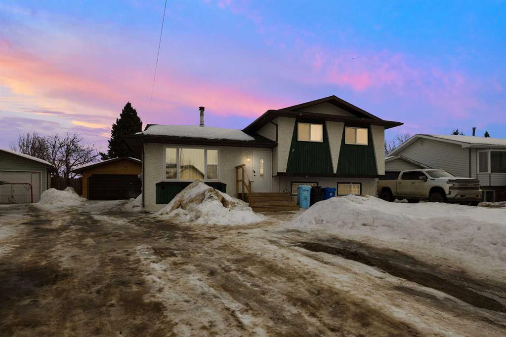 Picture of 115 Cochrane Crescent , Fort McMurray Real Estate Listing