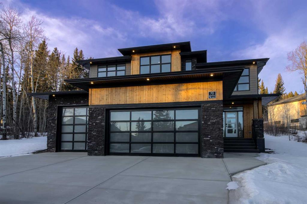 Picture of 70 Kananaskis Drive , Coleman Real Estate Listing