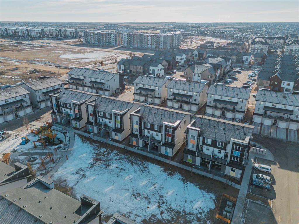 Picture of 203, 140 REDSTONE Walk NE, Calgary Real Estate Listing