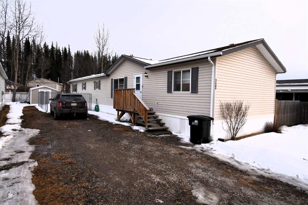 Picture of 123 Nickerson Avenue , Hinton Real Estate Listing