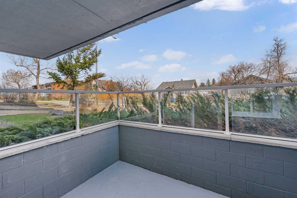 Picture of 102, 2515 14A Street SW, Calgary Real Estate Listing