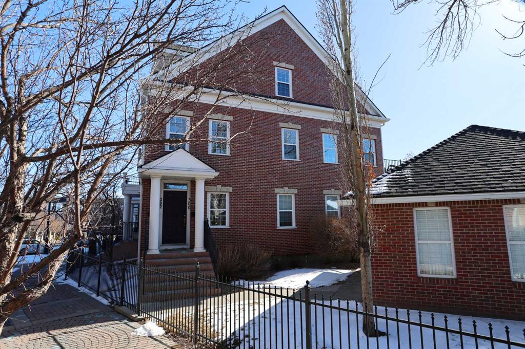 Picture of 300 Garrison Square SW, Calgary Real Estate Listing