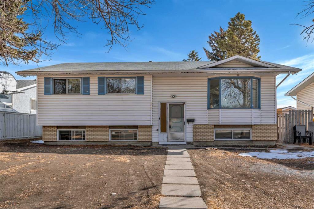 Picture of 332 Pinewind Close NE, Calgary Real Estate Listing