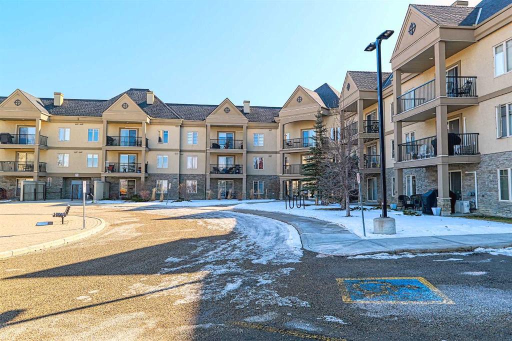 Picture of 123, 30 Cranfield Link SE, Calgary Real Estate Listing