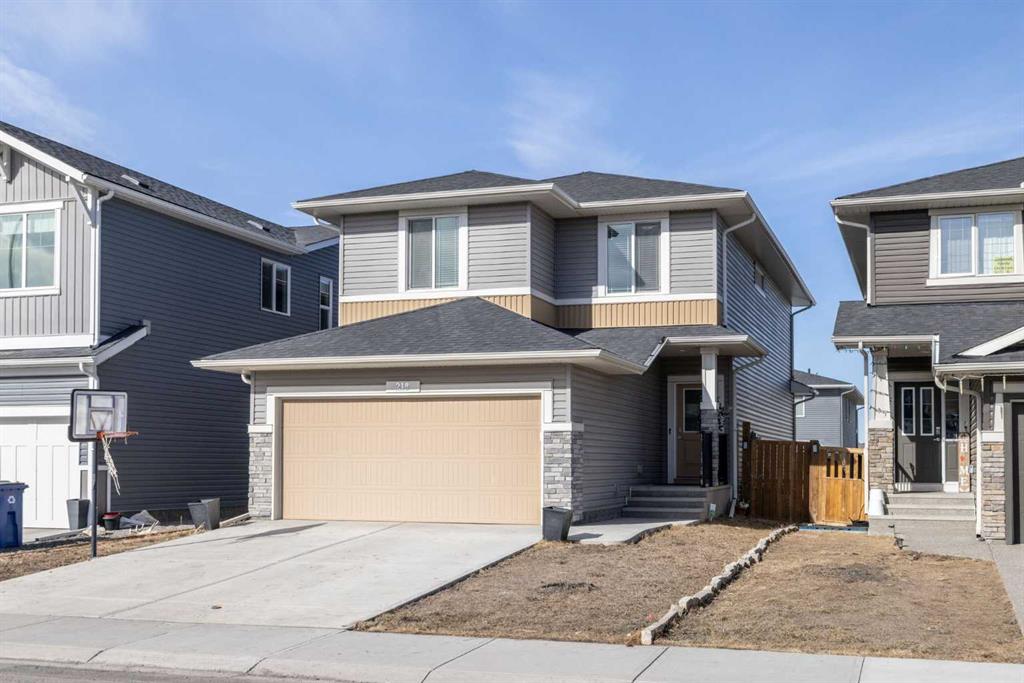 Picture of 218 Willow Place , Cochrane Real Estate Listing